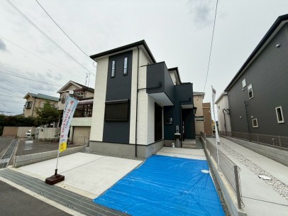 羽曳野市高鷲、新築一戸建ての画像です