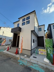 松原市南新町、新築一戸建ての画像です