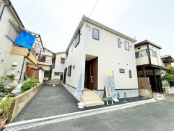 松原市田井城、新築一戸建ての画像です