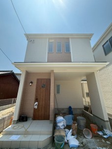 松原市三宅中、新築一戸建ての画像です