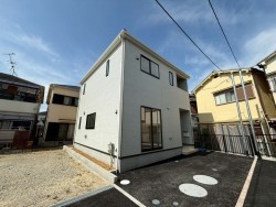 羽曳野市野々上、新築一戸建ての画像です