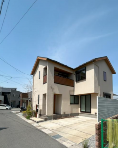 藤井寺市小山、中古一戸建ての画像です