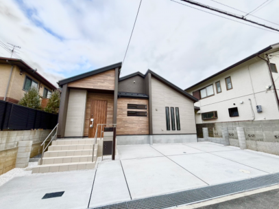 羽曳野市羽曳が丘西、中古一戸建ての画像です