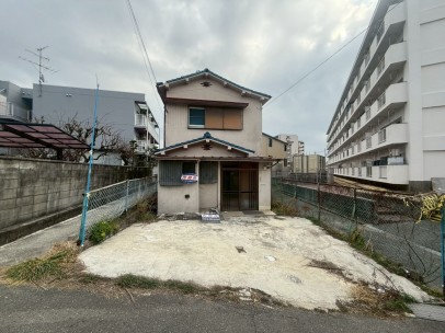 羽曳野市伊賀、中古一戸建ての画像です