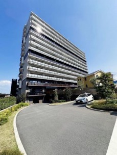 羽曳野市栄町、中古マンションの画像です