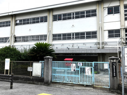 藤井寺市藤井寺、新築一戸建ての小学校画像です