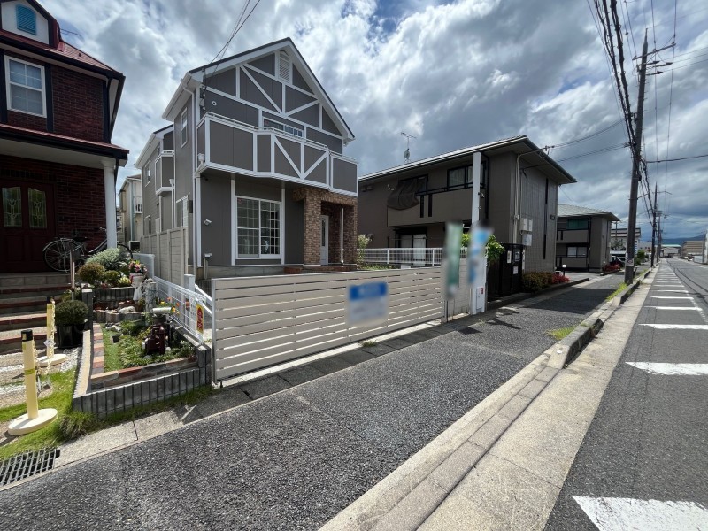 草津市追分2丁目の一戸建ての画像です
