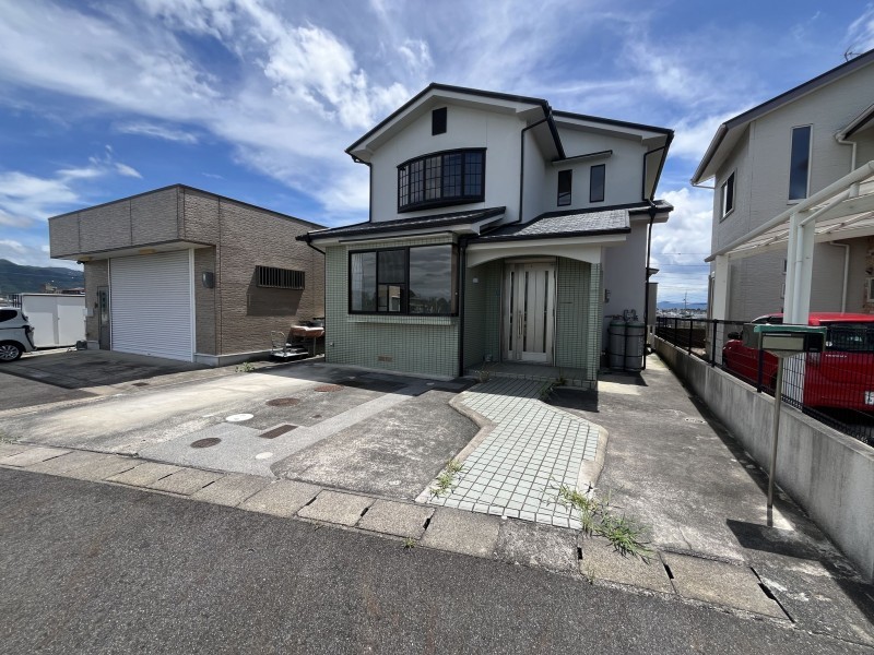 草津市青地町の一戸建ての画像です
