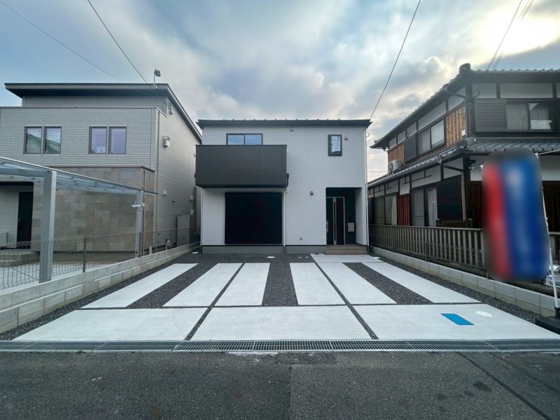 草津市追分南３丁目の一戸建ての画像です