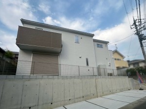 草津市追分南３丁目の一戸建ての画像です