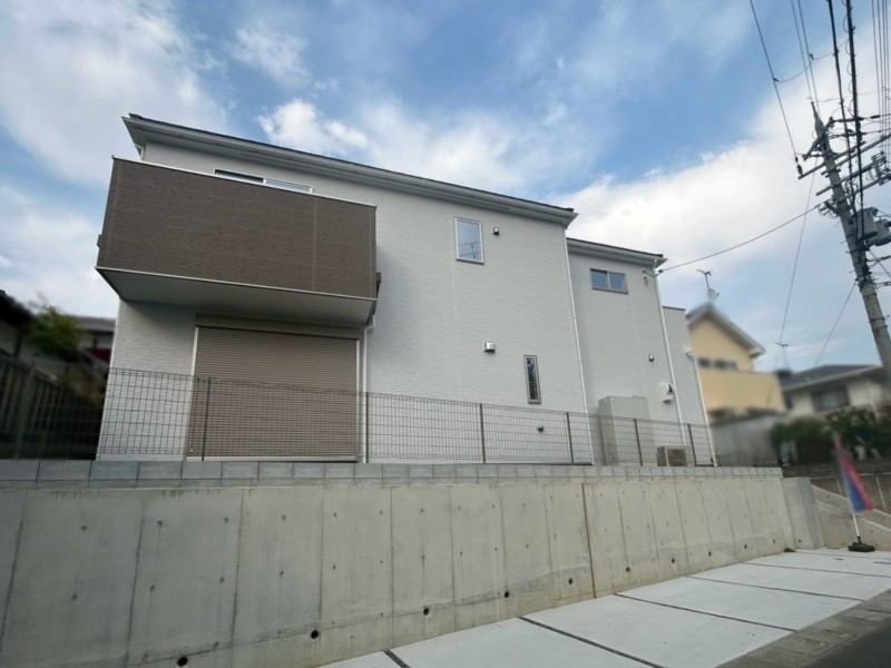 草津市追分南３丁目の一戸建ての画像です