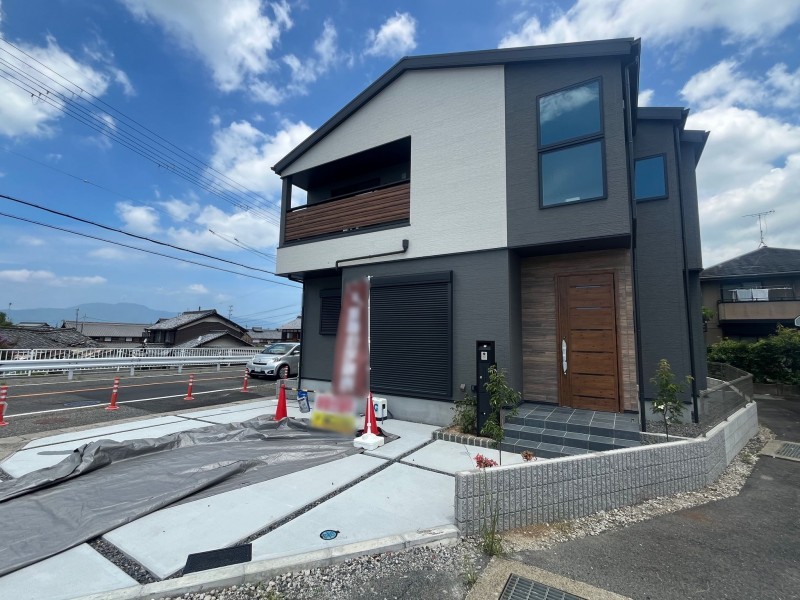草津市新浜町の一戸建ての画像です