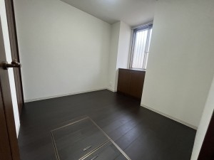 栗東市野尻のマンションの画像です