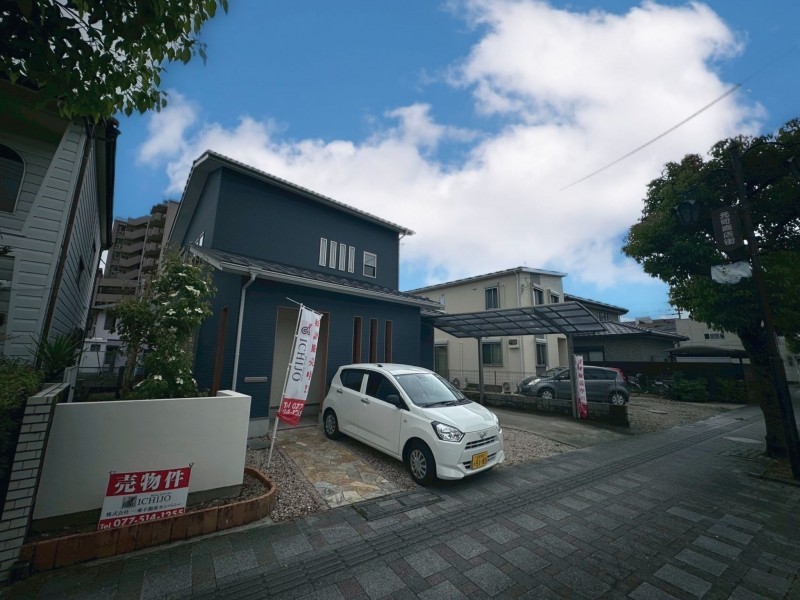 守山市守山２丁目の一戸建ての画像です