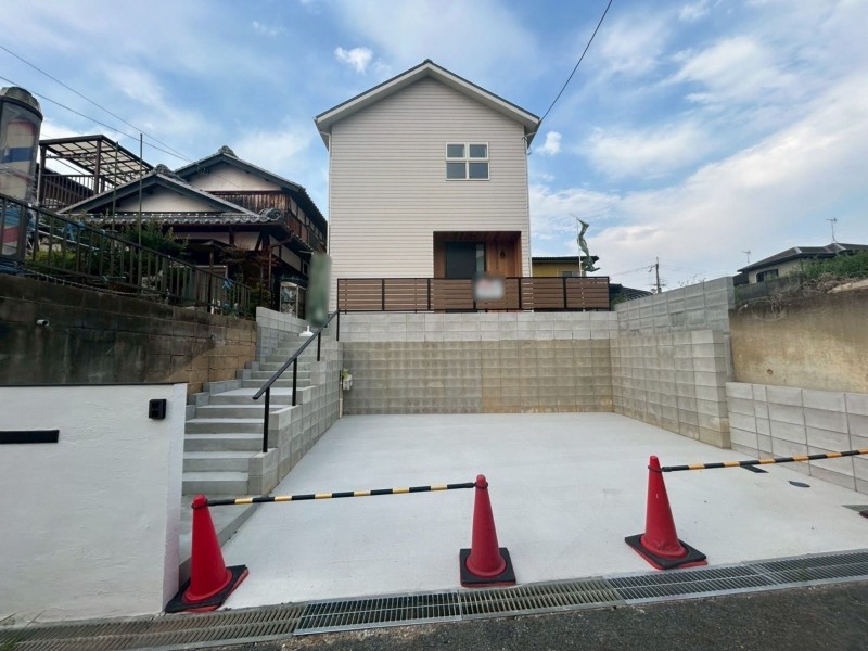 草津市追分南３丁目の一戸建ての画像です