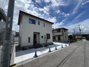 栗東市小野の一戸建ての画像です