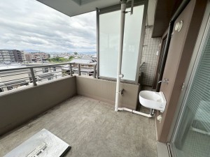 守山市勝部１丁目のマンションの画像です