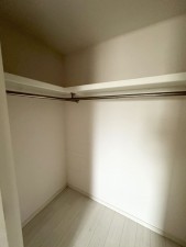 守山市勝部１丁目のマンションの画像です