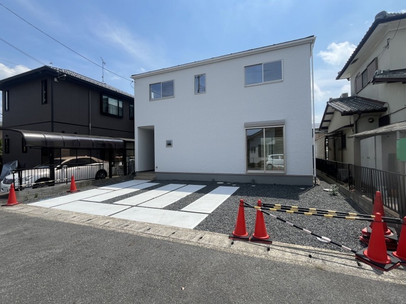 栗東市綣９丁目の一戸建ての画像です
