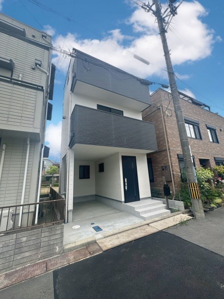 守山市守山３丁目の一戸建ての画像です