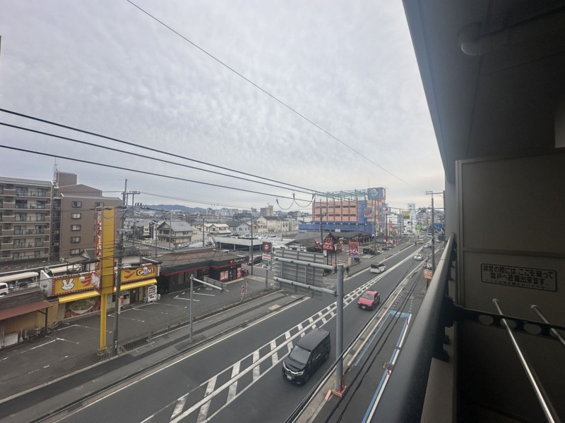 草津市野路１丁目のマンションの画像です