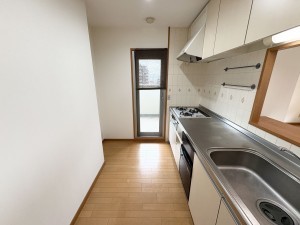 守山市梅田町のマンションの画像です