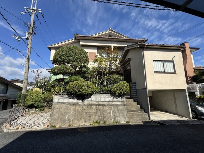 大津市富士見台の一戸建ての画像です