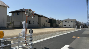 前面道路を含む現地写真