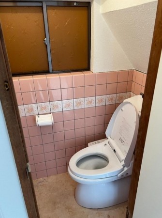 大阪市城東区関目、中古一戸建てのトイレ画像です