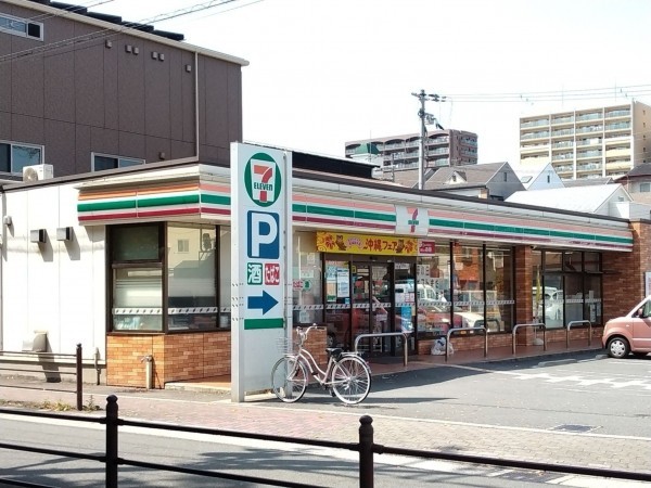 大阪市城東区関目、中古一戸建てのコンビニ画像です