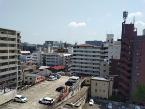 大阪市城東区中央、マンションのバルコニー画像です