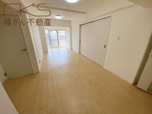 大阪市生野区新今里、マンションの居間画像です