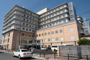 大阪市城東区古市、中古一戸建ての病院画像です