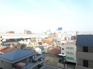 大阪市東成区深江北、マンションのバルコニー画像です
