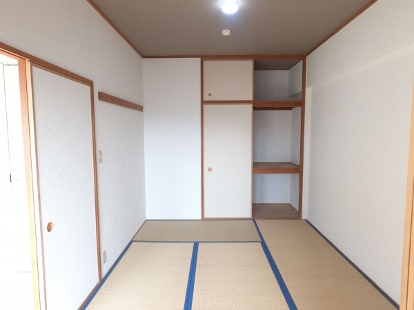 大阪市東成区深江北、マンションの寝室画像です
