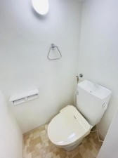 大阪市城東区今福東、マンションのトイレ画像です