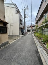 大阪市城東区東中浜、新築一戸建ての前面道路を含む現地写真画像です