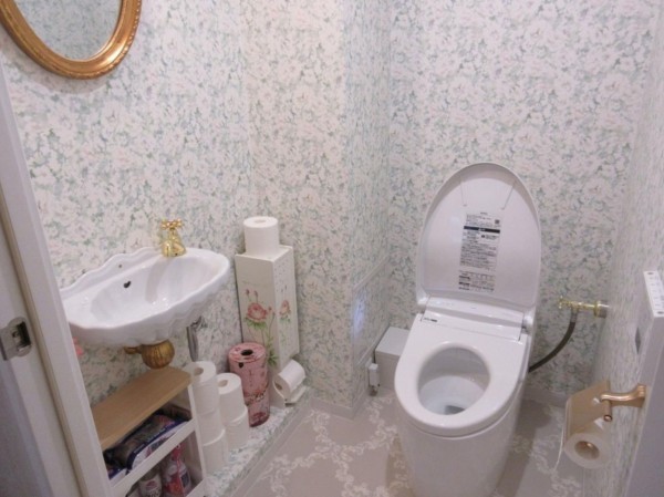大阪市都島区友渕町、マンションのトイレ画像です