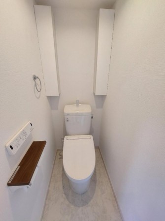 大阪市鶴見区横堤、マンションのトイレ画像です