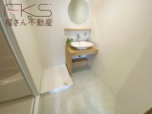 大阪市城東区諏訪、マンションの洗面画像です