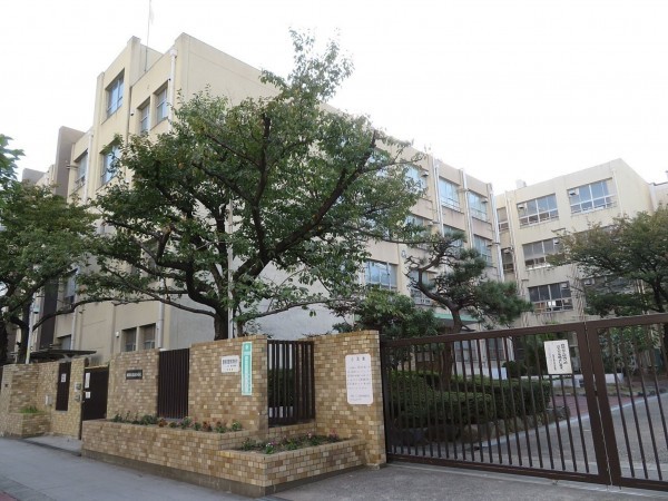 大阪市城東区森之宮、マンションの小学校画像です