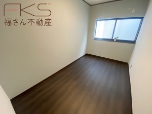 大阪市城東区諏訪、中古一戸建ての子ども部屋画像です