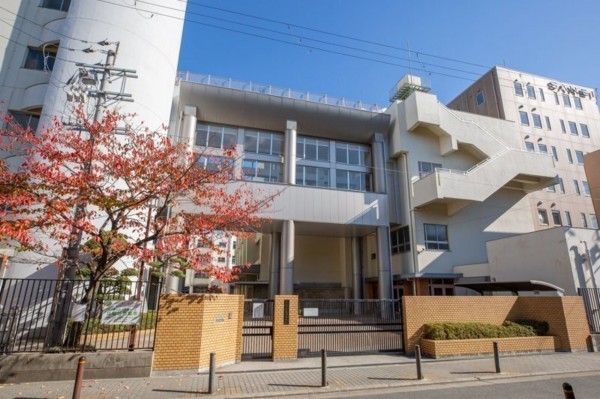 大阪市東成区中道、マンションの中学校画像です