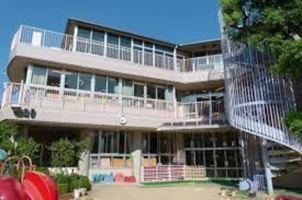大阪市城東区鴫野西、マンションの幼稚園・保育園画像です