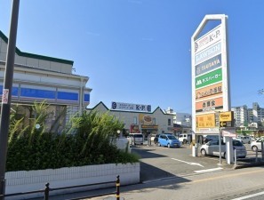 大阪市城東区関目、マンションのショッピングセンター画像です