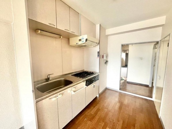 大阪市鶴見区今津中、マンションのキッチン画像です