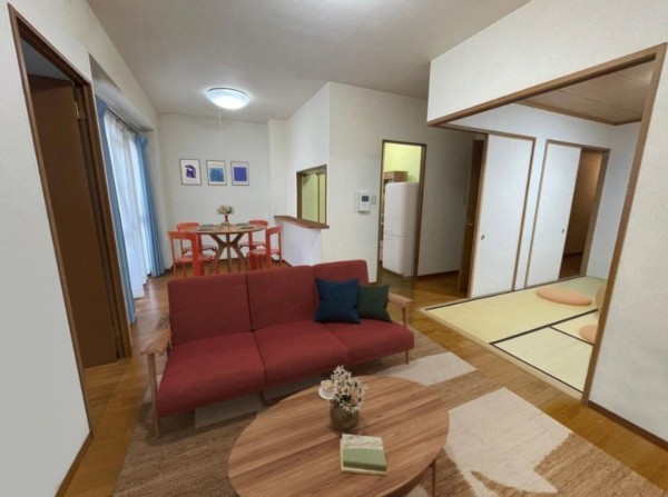 大阪市都島区毛馬町、マンションの居間画像です