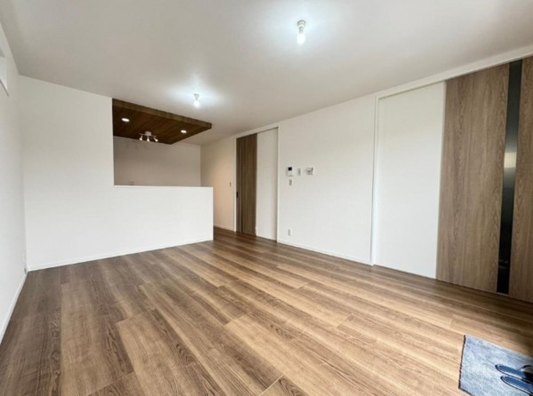 大阪市鶴見区安田、新築一戸建ての居間画像です