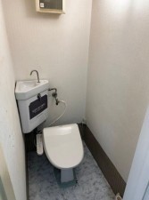 大阪市都島区友渕町、マンションのトイレ画像です