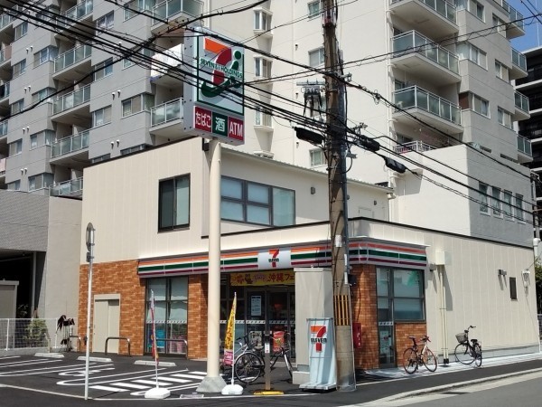 大阪市城東区中央、マンションのコンビニ画像です
